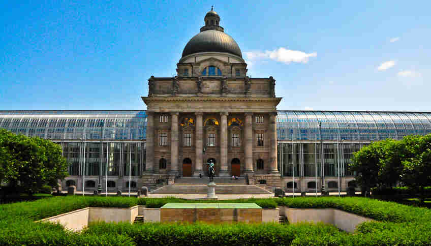 Баварская государственная канцелярия 
