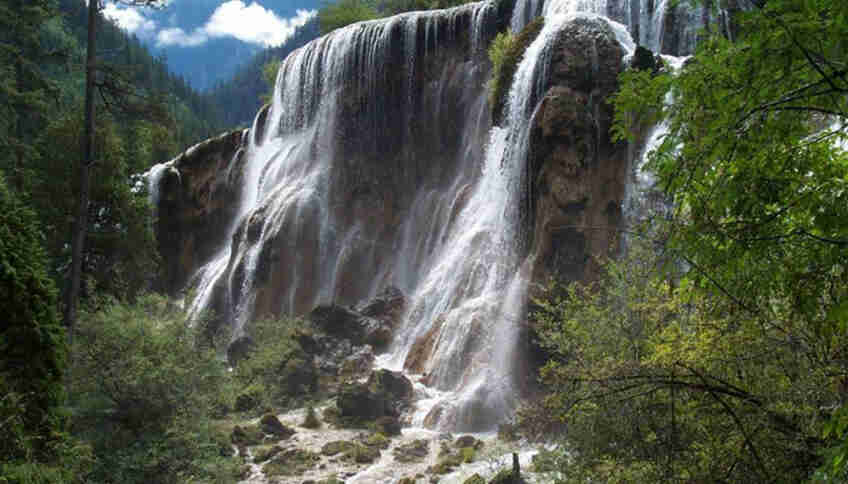 Водопад Байхуашань