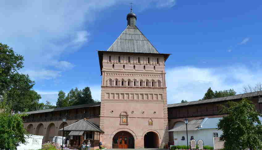 Проездная башня Спасо-Евфимиевого монастыря